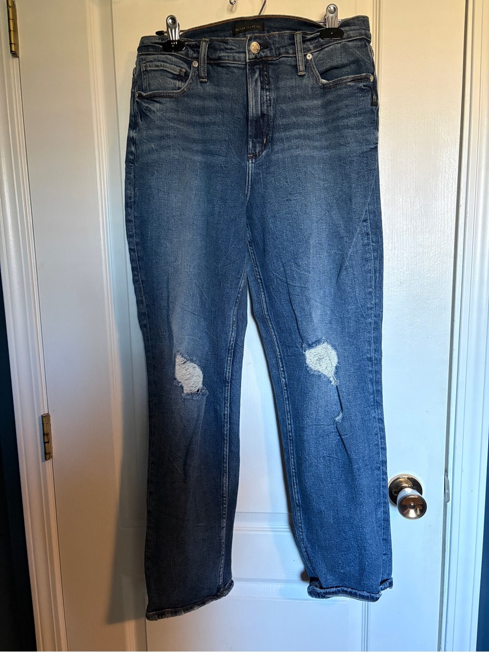 Silver Jeans 90’s Boyfriend Women's Straight Leg Ripped Dark Blue Denim